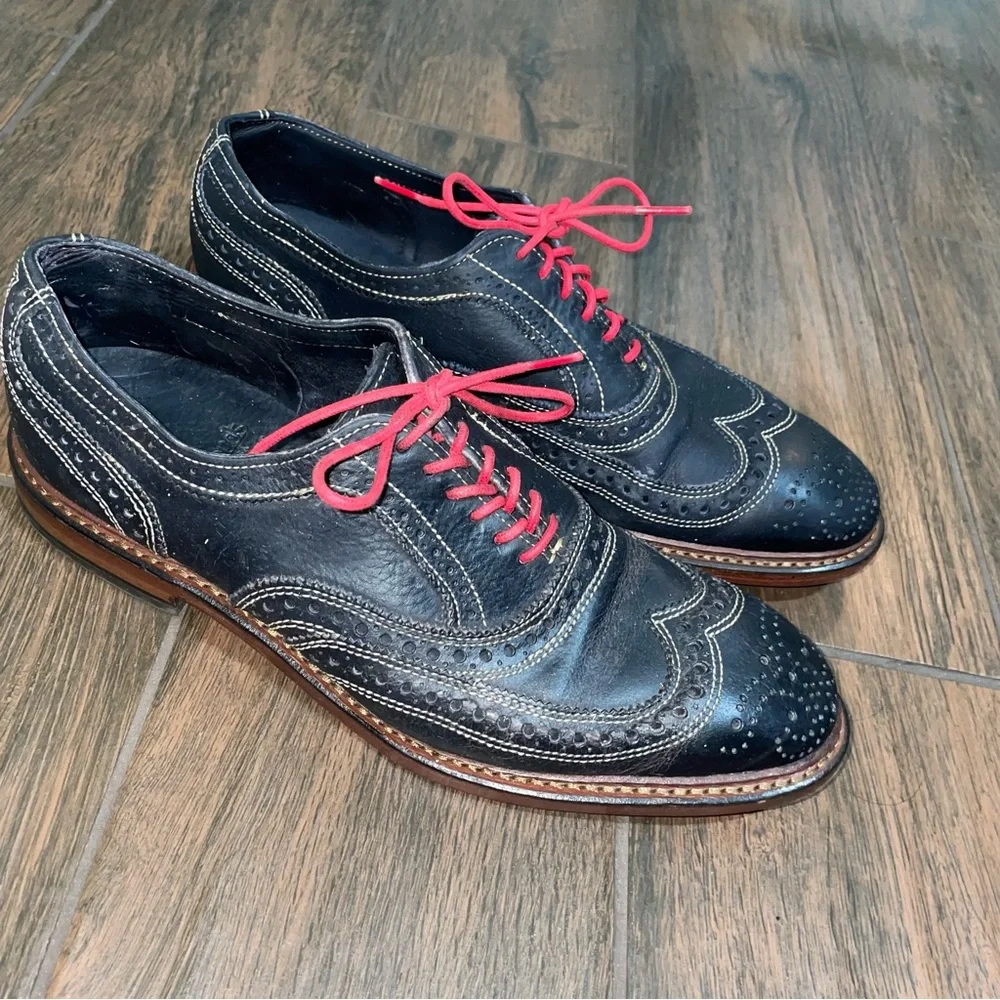Allen Edmonds Neumok Mens Navy Leather Wingtip Oxford Shoes Red Lace 8